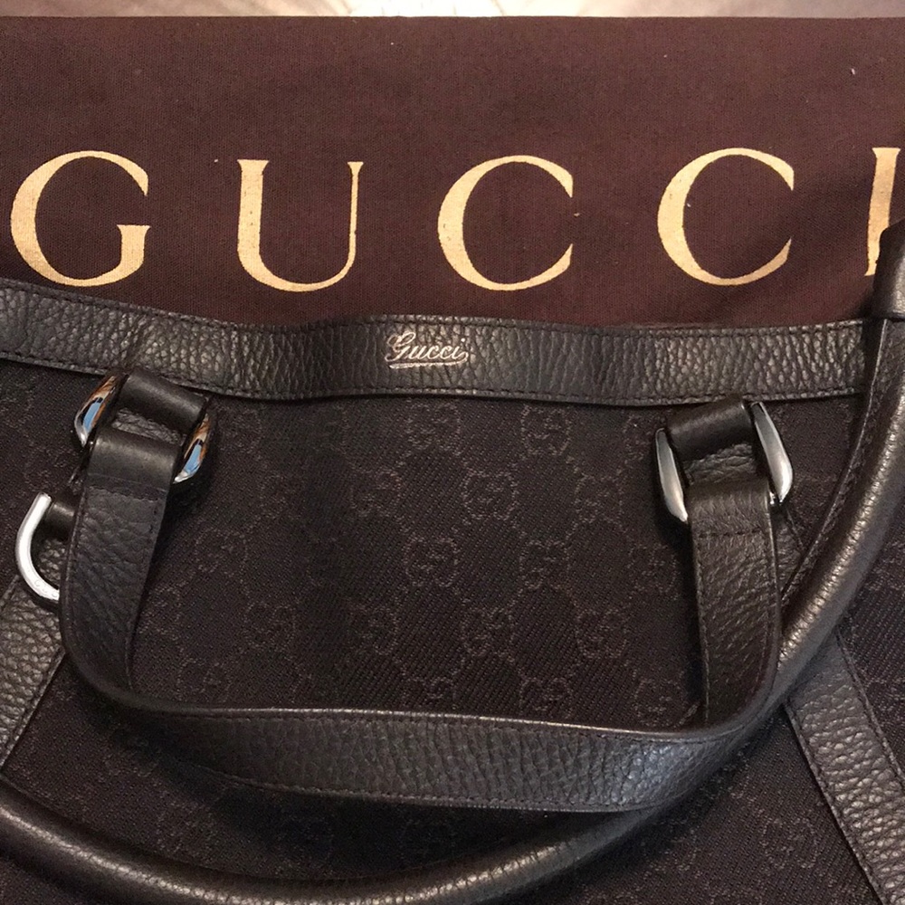 Authentic Gucci Purse - Picture 11 of 14